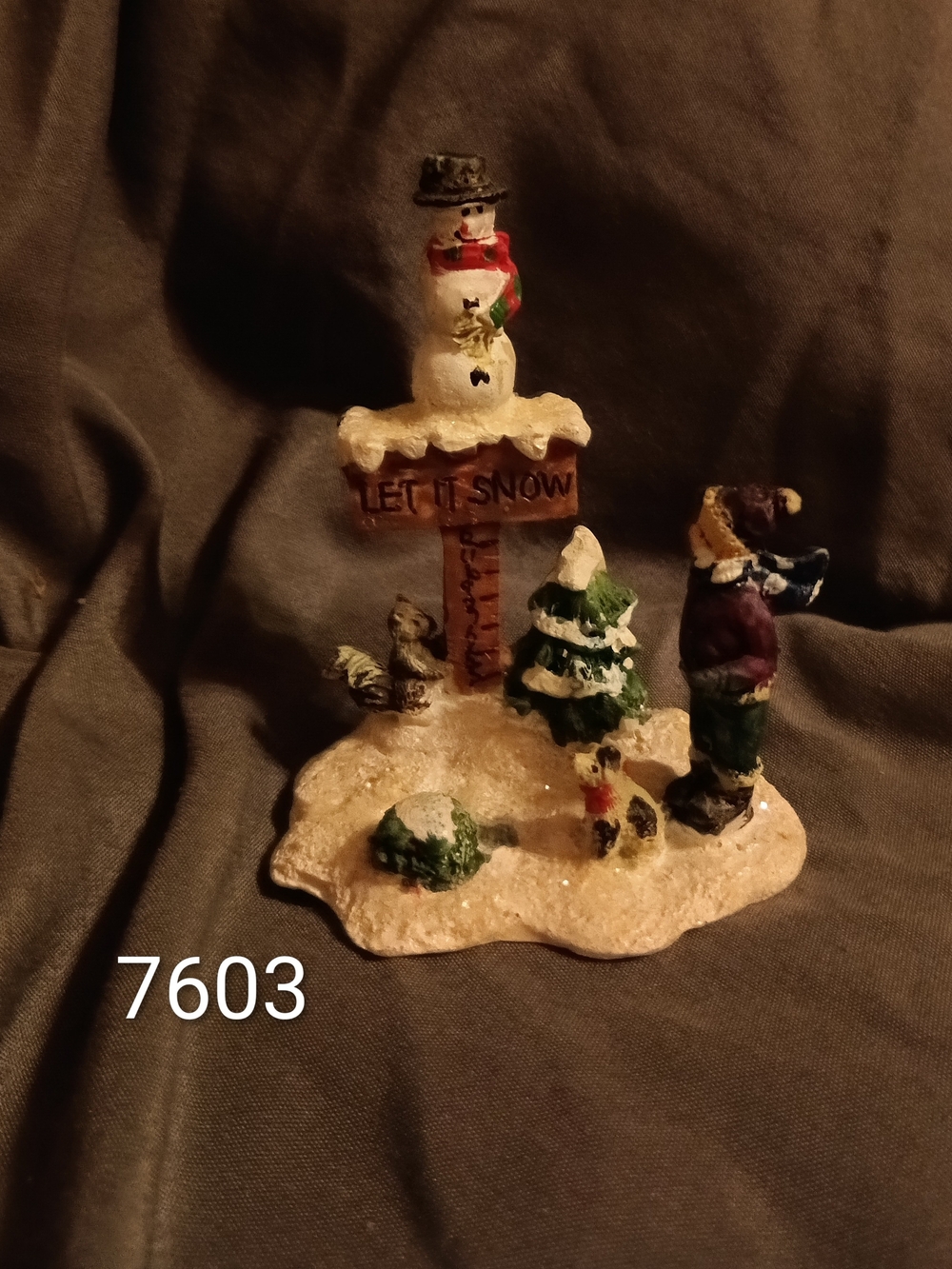 Holiday Snowman Figurine with 'Let It Snow' Sign - White, Green, Red